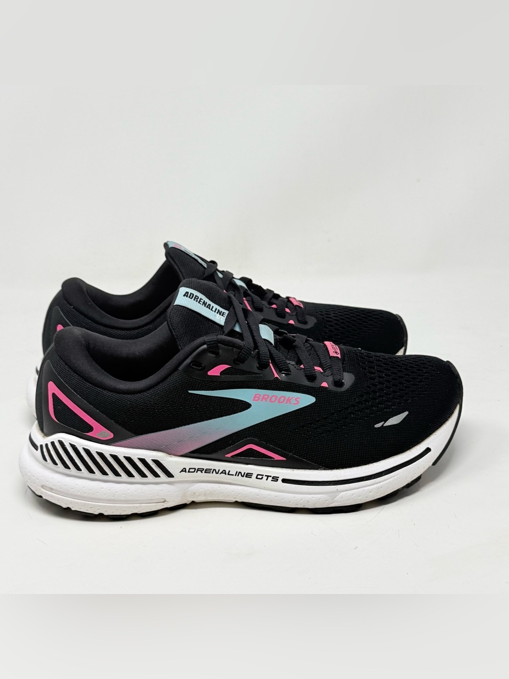 Brooks Adrenaline GTS 23 GoreTex Shoes Womens 9 M Black Pink Running Sneakers